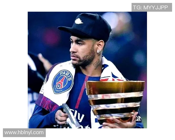 内马尔在足球世界的传奇之路与未来展望：从巴西小将到全球偶像的蜕变